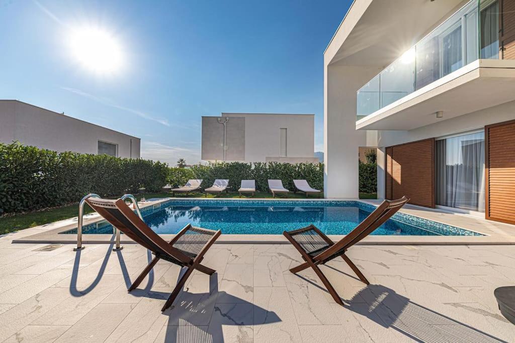 Luxury Villa Tina With Private Heated Pool Kastela Ngoại thất bức ảnh