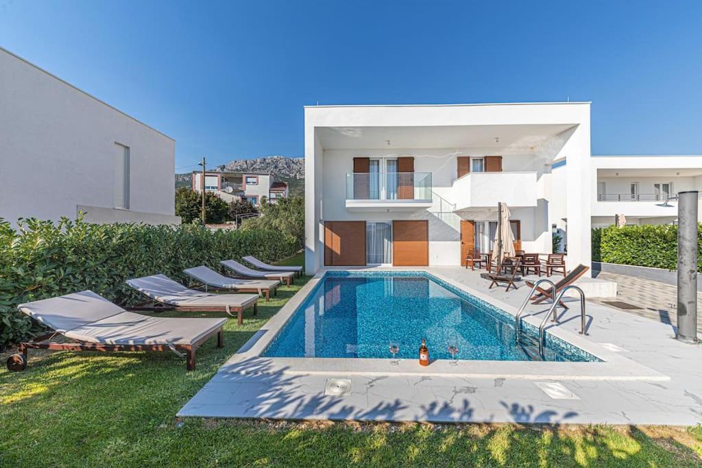 Luxury Villa Tina With Private Heated Pool Kastela Ngoại thất bức ảnh